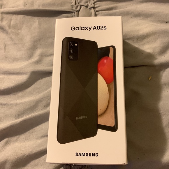 Samsung Galaxy A02s phone - Picture 3 of 4